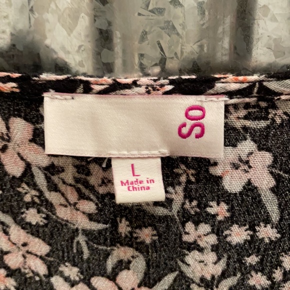 SO Flower Boho Top - Picture 6 of 8